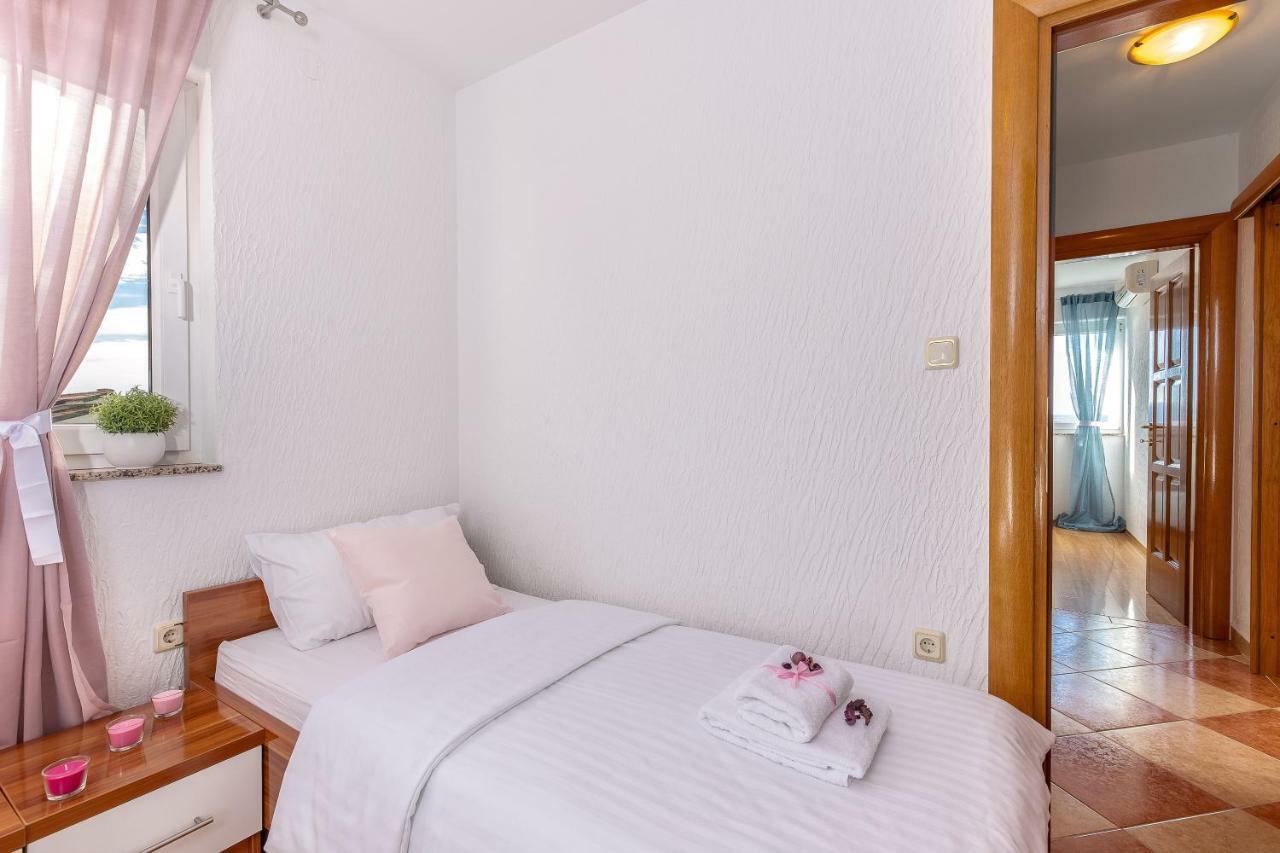 Apartments Villa Maria Цриквеница Экстерьер фото